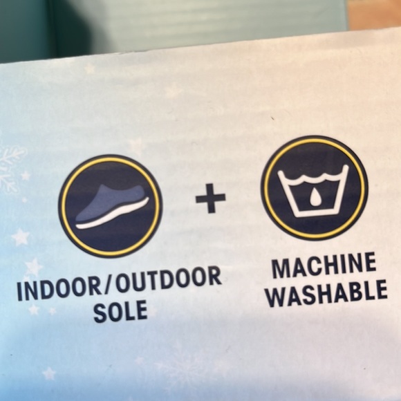 Isotoners Slippers Memory Foam Gray Indoor Outdoor Sole Womens 7.5-8 - Picture 6 of 11